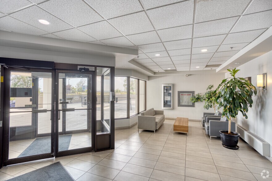 More Photos Of 2710 17th Ave SE, Calgary Office For Lease