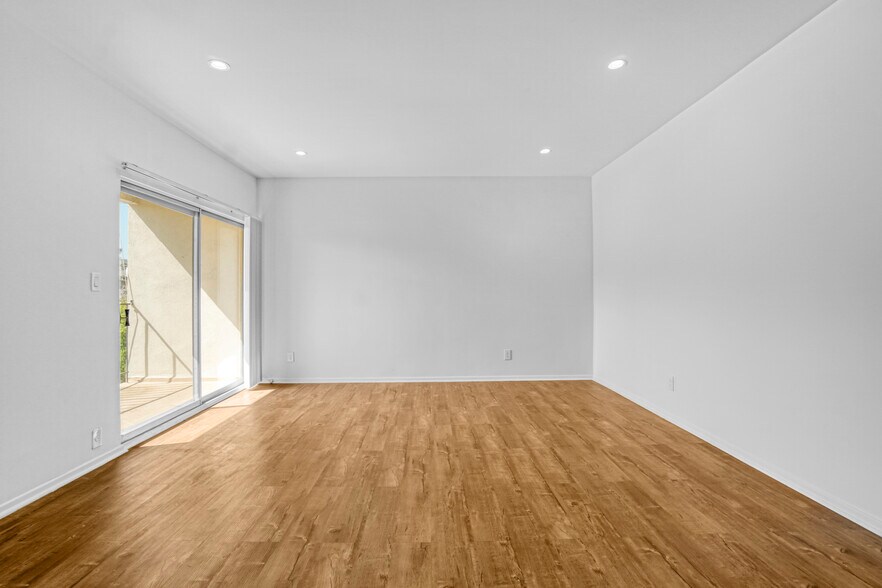 More Photos Of 1677 Westholme Ave, Los Angeles Apartments For Sale