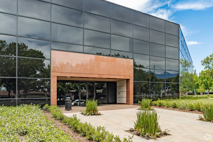 More Photos Of 11000 White Rock Rd, Rancho Cordova Unknown For Lease