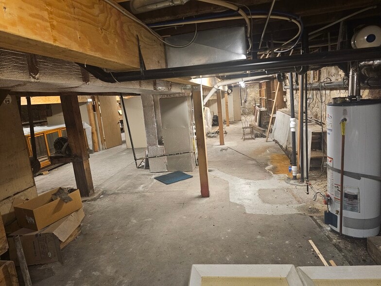 More Photos Of 2 S Main St, Coalville Loft Creative Space For Sale
