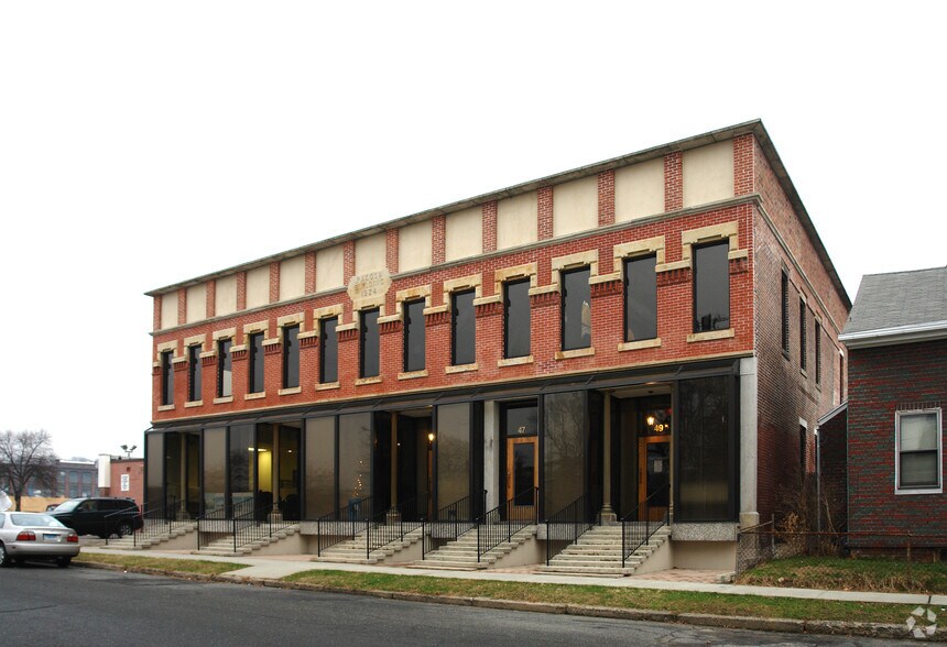 More Photos Of 200 Exchange St, Chicopee Office For Lease