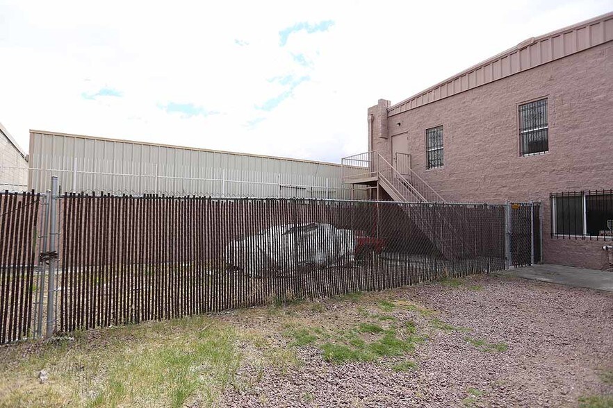 More Photos Of 4023 W Oquendo Rd, Las Vegas Warehouse For Sale