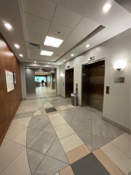 More Photos Of 975 9th Ave SW, Bessemer Medical For Lease