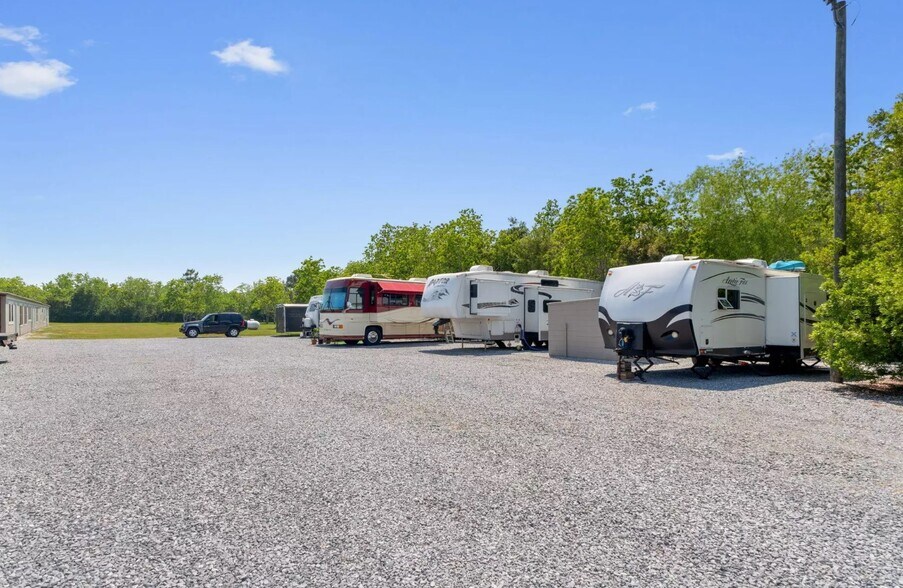 More Photos Of 3524 Garcon Point Rd, Milton Warehouse For Sale