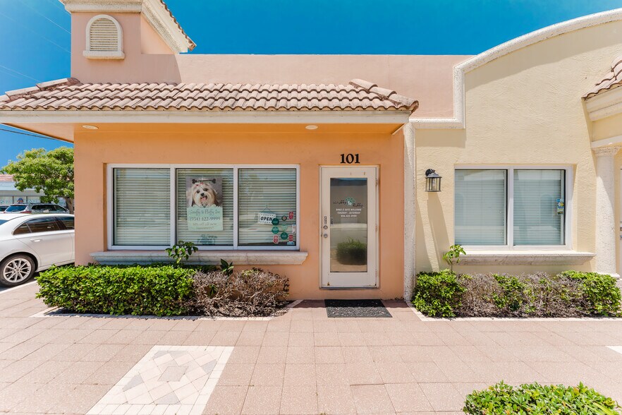 More Photos Of 101-161 NE 2nd Ave, Deerfield Beach Unknown For Lease