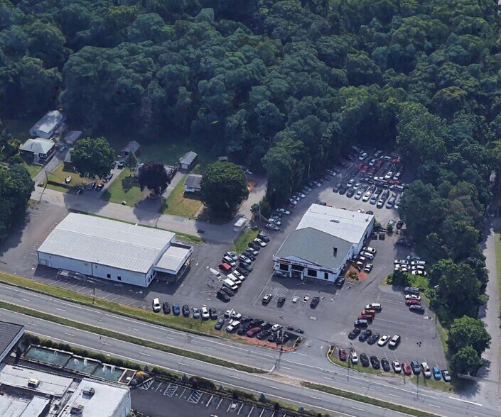 More Photos Of 2934 US Route 9W, New Windsor Township Auto Dealership For Sale