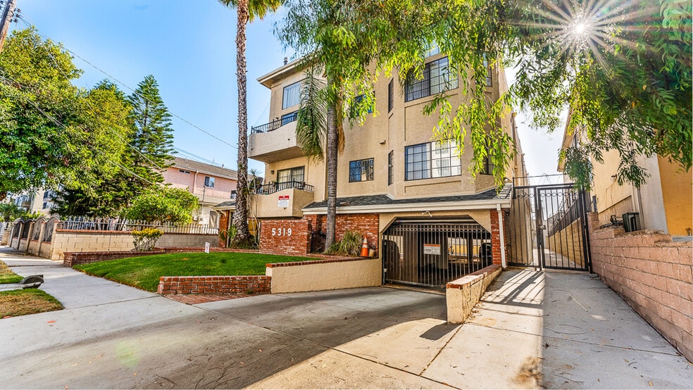 More Photos Of 5319 Cartwright Ave, North Hollywood Apartments For Sale