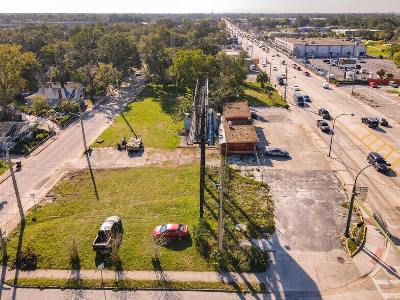 More Photos Of 707 S Orange Blossom Trl, Orlando Storefront For Sale