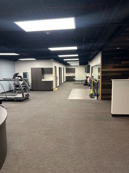 More Photos Of 45300 Mound Rd, Shelby Township Amusement Park For Lease