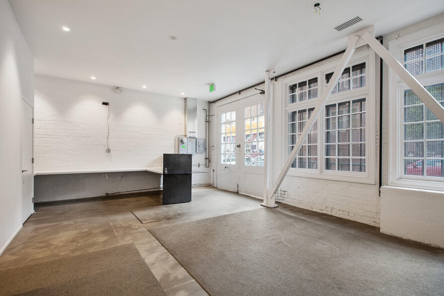 More Photos Of 90 Cedar St, San Francisco Warehouse For Sale