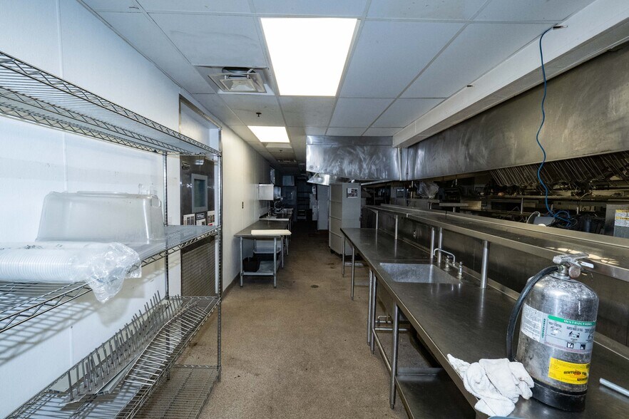 More Photos Of 6357 I 55 N, Jackson Restaurant For Lease