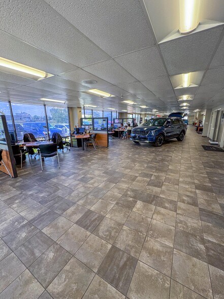 More Photos Of 4444 Highway 52 N, Rochester Auto Dealership For Sale