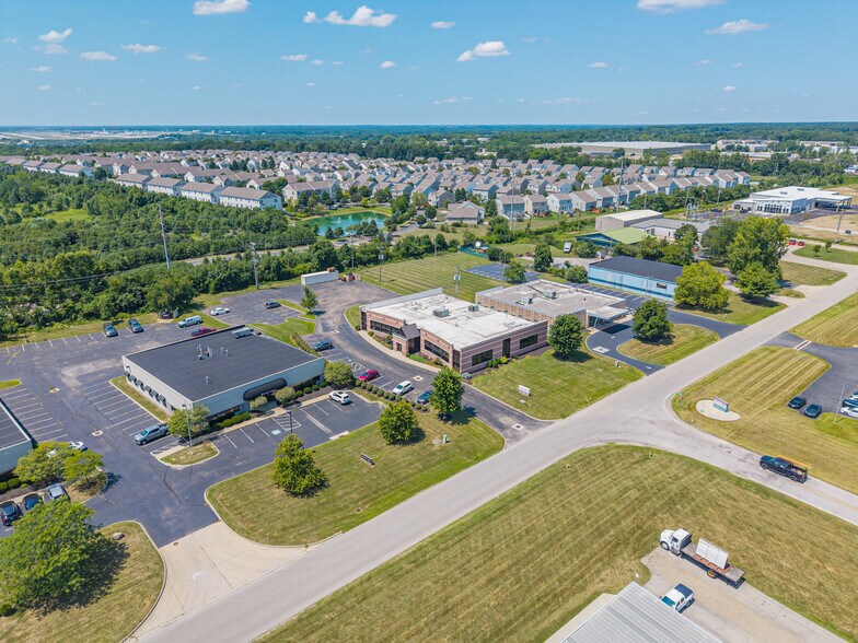 More Photos Of 275 Outerbelt St, Columbus Office For Sale