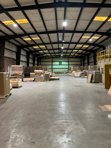 More Photos Of 205 S Washington St, Chase City Industrial For Sale