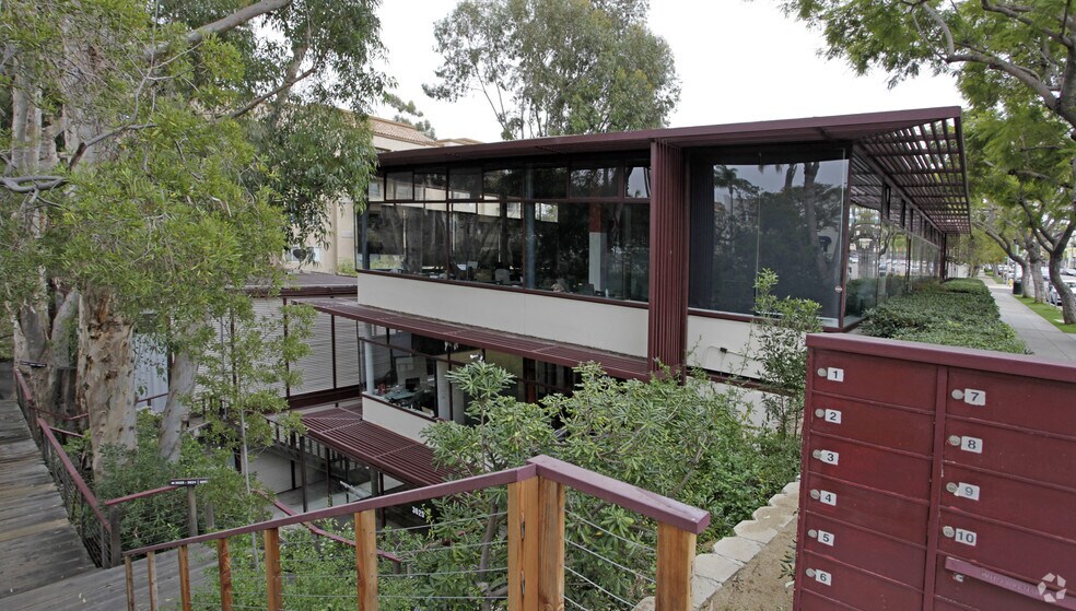 More Photos Of 3601-3635 5th Ave, San Diego Loft Creative Space For Lease