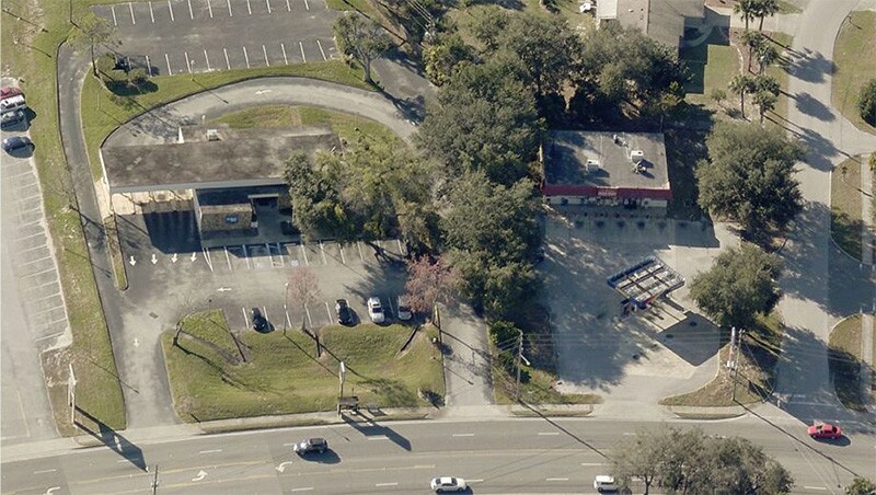 More Photos Of 892 Deltona Blvd, Deltona Bank For Sale