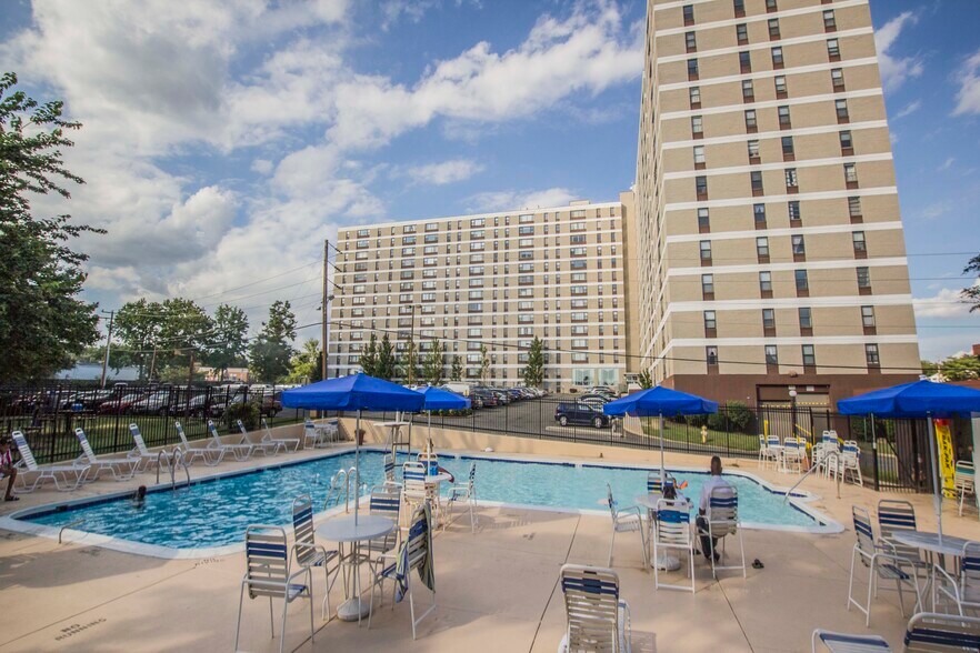 More Photos Of 4600 Duke St, Alexandria Apartments For Sale