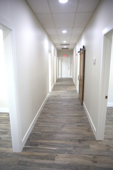 More Photos Of 1313 Lorenzo St, Castroville Medical For Lease