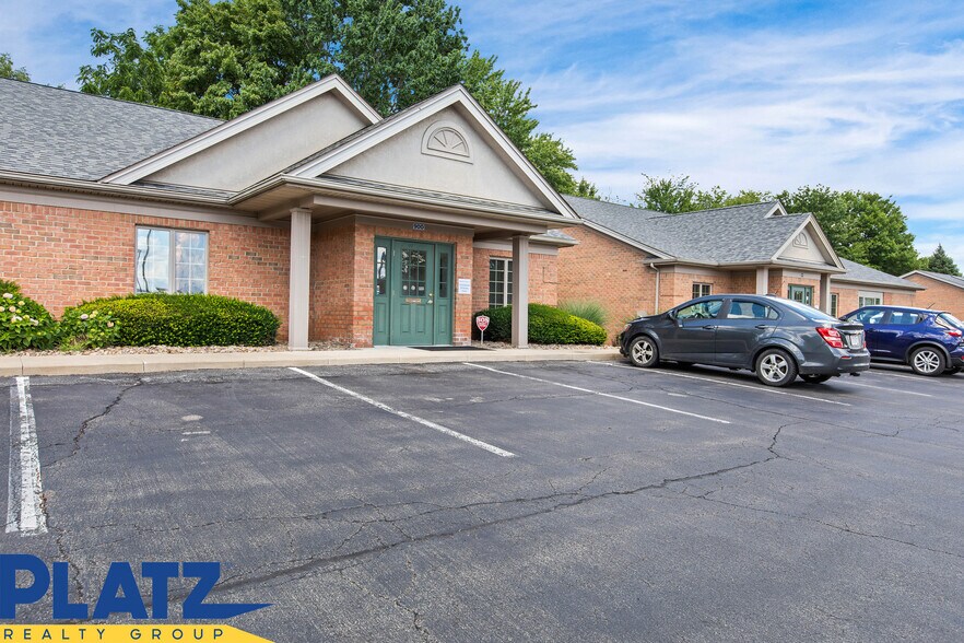 Primary Photo Of 900 Trailwood Dr, Youngstown Office For Sale