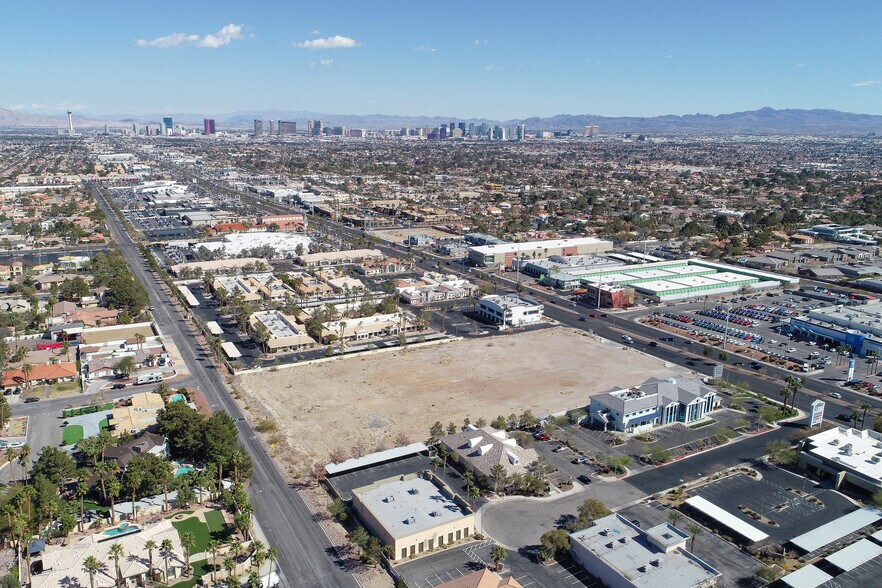 More Photos Of 7656 W Sahara Ave, Las Vegas Medical For Lease