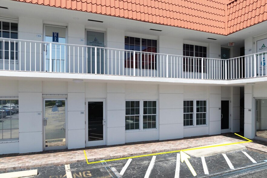 More Photos Of 721 Us Highway 1, North Palm Beach Office For Sale