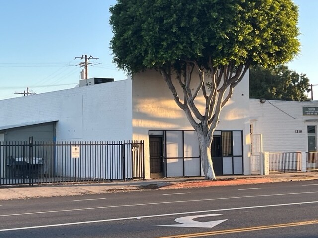 More Photos Of 1228 E Compton Blvd, Compton Loft Creative Space For Sale