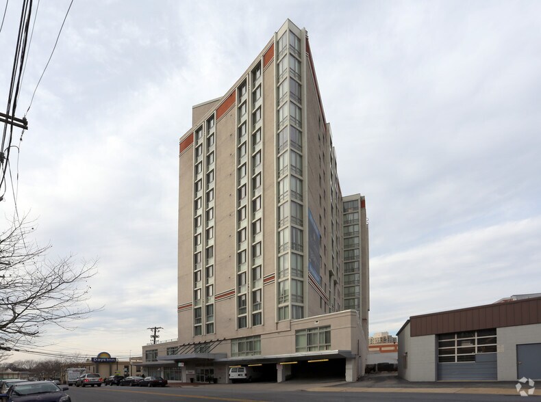 More Photos Of 8060 13th St, Silver Spring Apartments For Lease