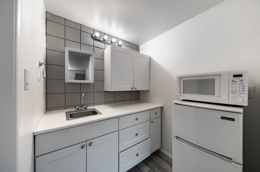 More Photos Of 500 University Way, Reno Apartments For Sale