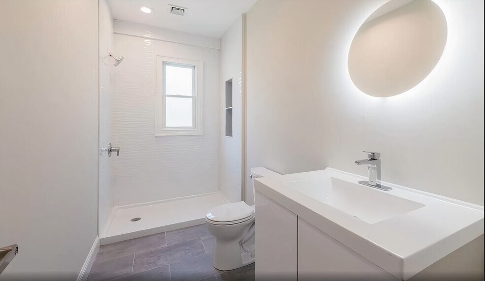 More Photos Of 36 Pratt St, Providence Specialty For Sale