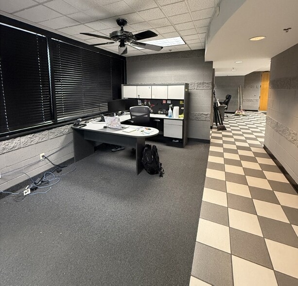 More Photos Of 7135 S Harl Ave, Tempe Service For Lease