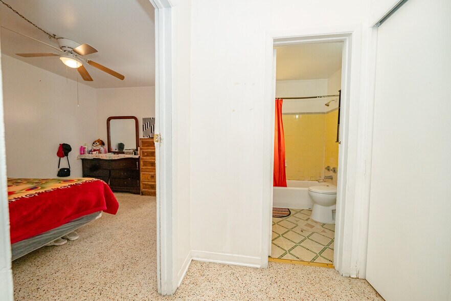 More Photos Of 112 NW 10th St, Homestead Apartments For Sale