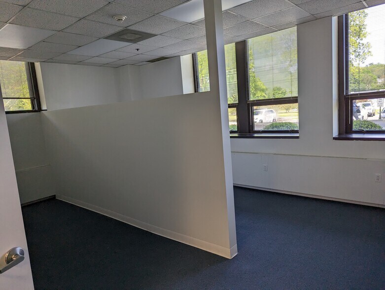 More Photos Of 210 N Central Ave, Hartsdale Medical For Lease