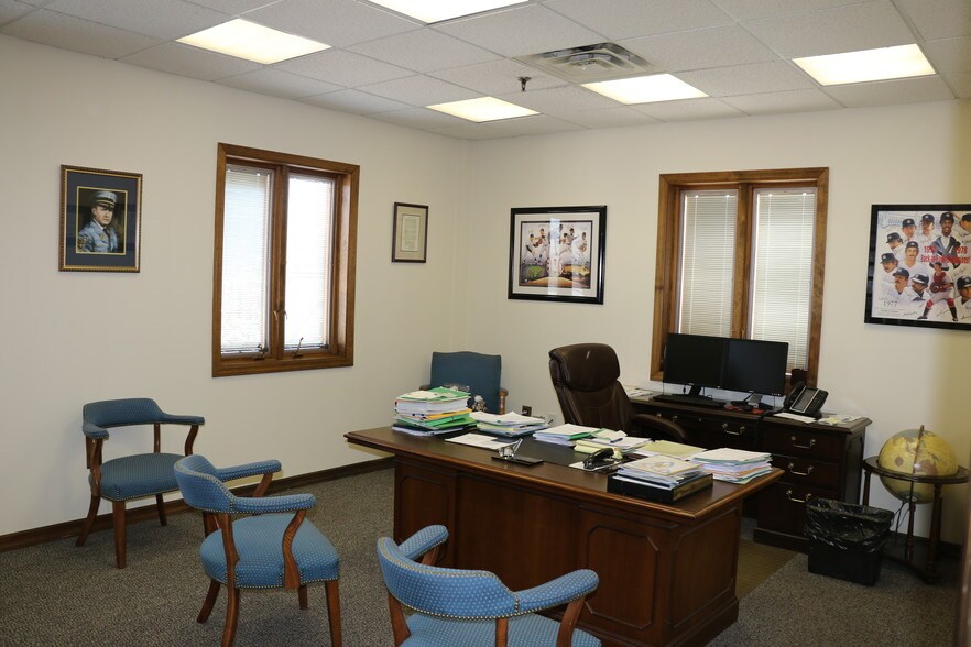 More Photos Of 317 Cleveland Ave, Highland Park Medical For Lease