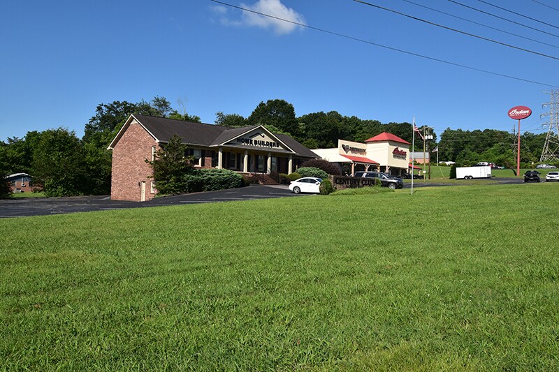 More Photos Of 3221 Harrison Pike, Chattanooga Office For Sale