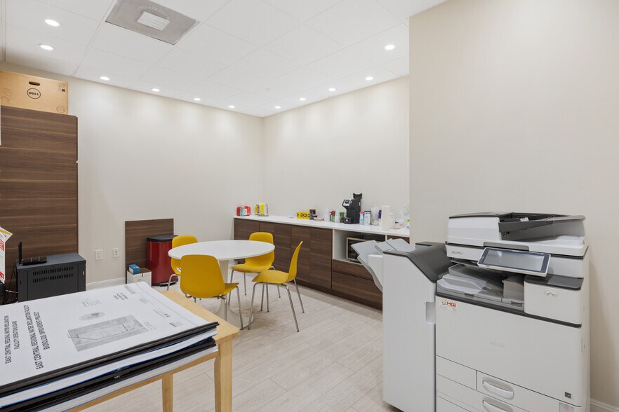 More Photos Of 1805 Ponce de Leon Blvd, Coral Gables Medical For Sale