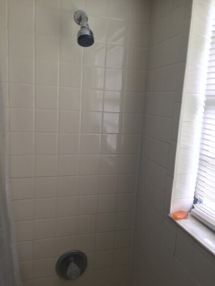 More Photos Of 911 E 108th Ave, Tampa Apartments For Sale