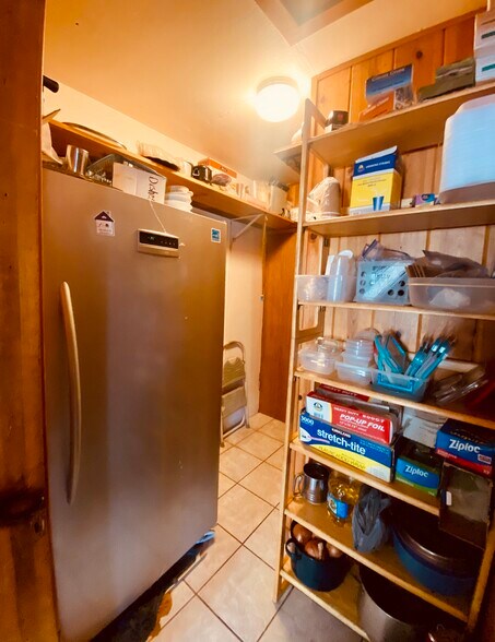 More Photos Of 18 W Allen St, Tombstone Trailer Camper Park For Sale