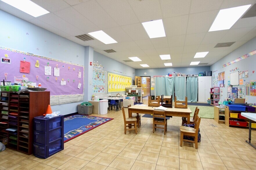 More Photos Of 4500 Motorsports Dr Sw, Concord Showroom For Lease