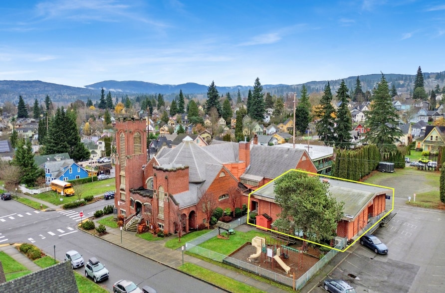 Primary Photo Of 1326 N Garden St, Bellingham Religious Facility For Lease