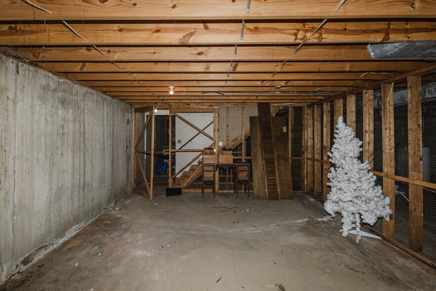 More Photos Of 3102 Sierra Pky, Hutchinson Apartments For Sale