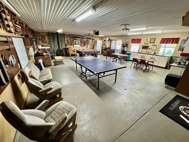 More Photos Of 505 Meridian Rd, Miltonvale Hospitality For Sale