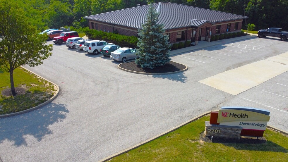 More Photos Of 2701 Chancellor Dr, Fort Mitchell Medical For Sale