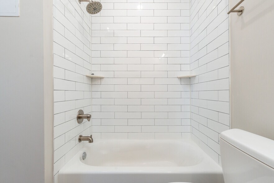 More Photos Of 2616 W Girard Ave, Philadelphia Apartments For Sale