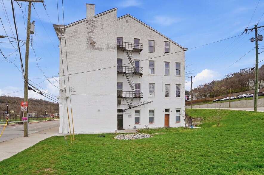 More Photos Of 1610 Queen City Ave, Cincinnati Apartments For Sale