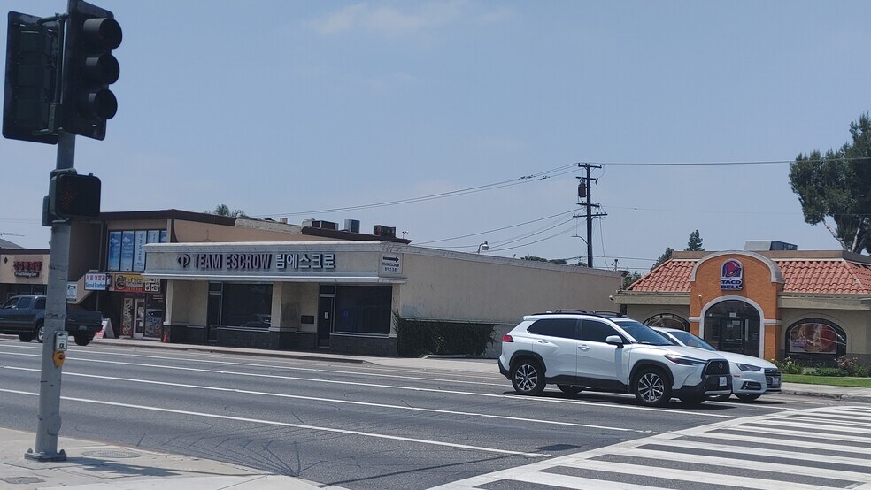 More Photos Of 6025 Beach Blvd, Buena Park Storefront For Sale