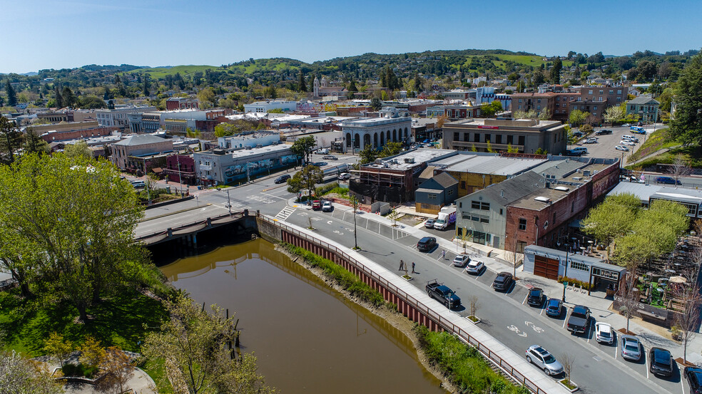 Primary Photo Of 226-228 Petaluma Blvd N, Petaluma Storefront For Lease