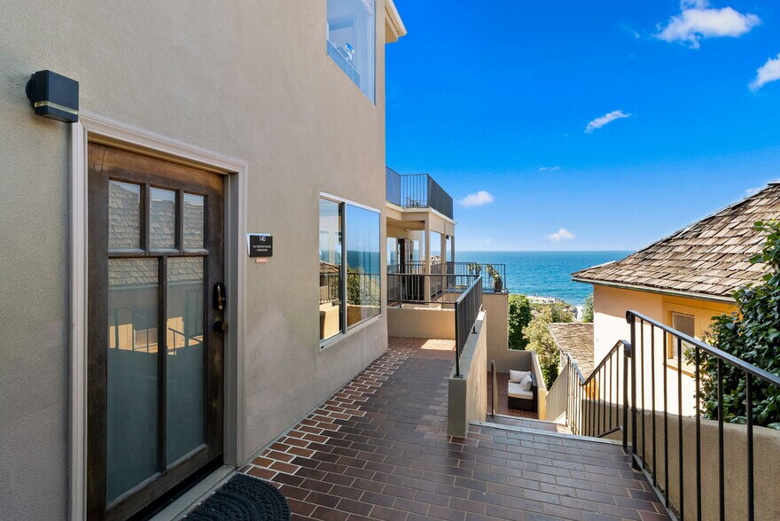 More Photos Of 1218-1224 Prospect St, La Jolla Office For Lease