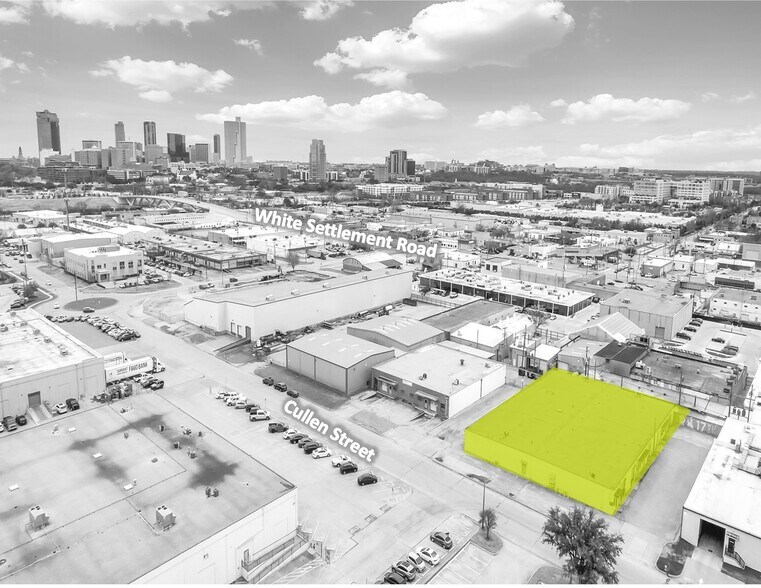 More Photos Of 2711-2725 Cullen St, Fort Worth Distribution For Lease