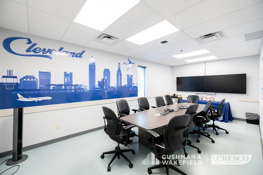 More Photos Of 749 Miner Rd, Highland Heights Office For Sale