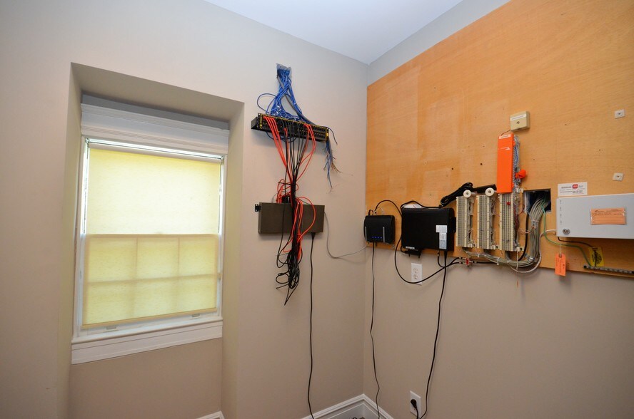 More Photos Of 7504 Summerfield Rd, Summerfield Coworking Space